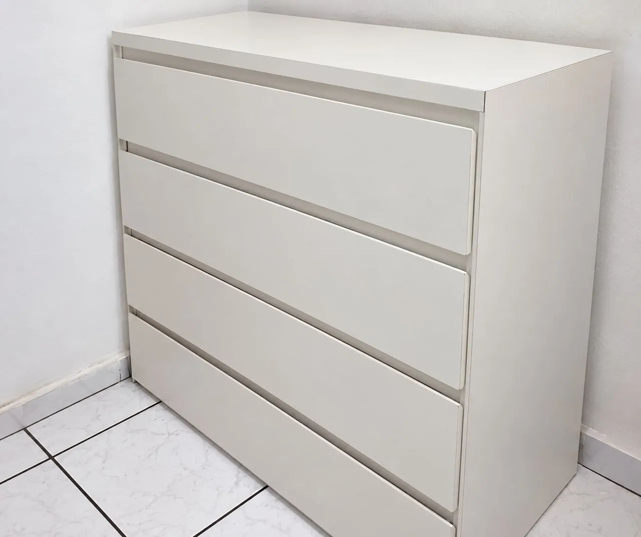 Cômoda Tok Stok branca