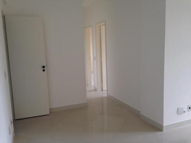 Excelente apartamento de frente com varandão, 3 quartos na Vila da Penha - Foto 6