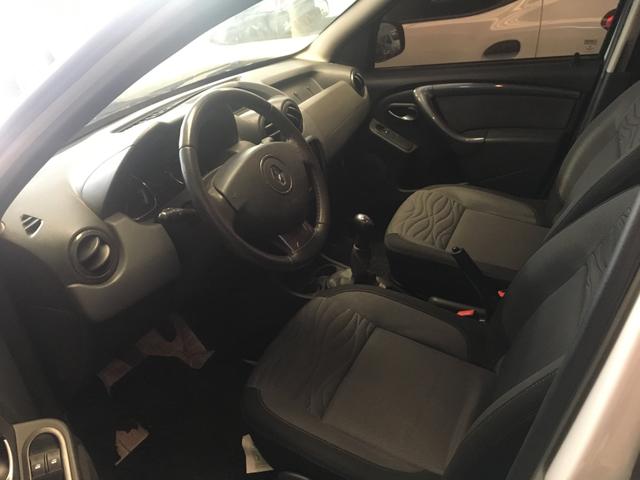 Duster dynamic 1.6 2013/2014 branca - Foto 3