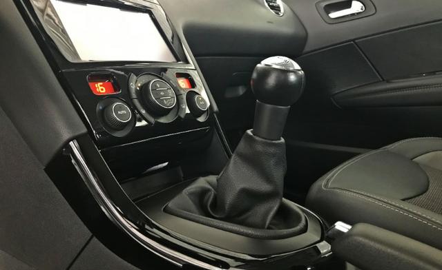 Peugeot 308 Allure C/ Teto Solar 1.6. Branco 2015/2016 - Foto 12