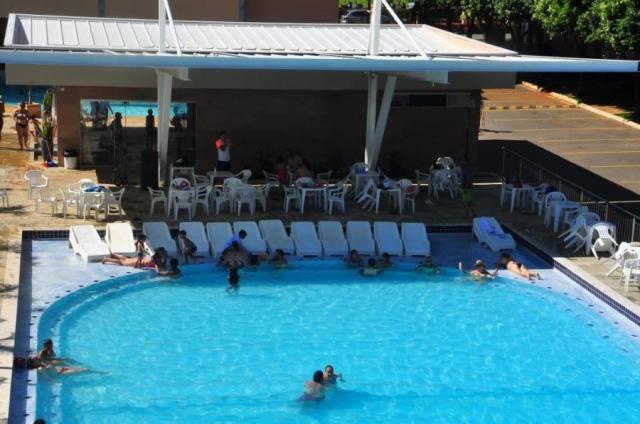 Apartamento 2 quartos para temporada em caldas novas, di roma fiori, 2 dormitórios, 2 suít - Foto 4