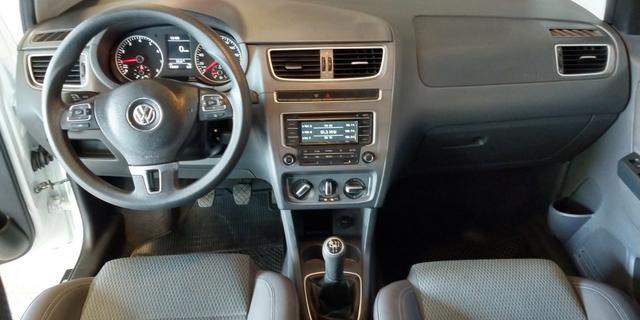 Fox 1.0 Bluemotion ano e modelo 2014/2014 único dono - Foto 12
