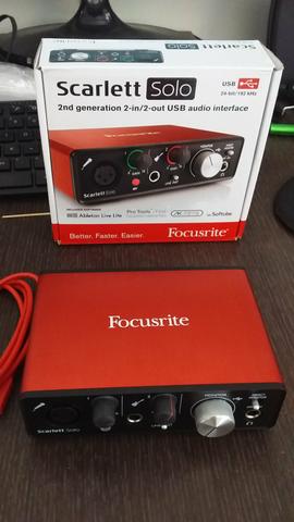 Interface de Áudio Focusrite Scarlett Solo 2nd Ger