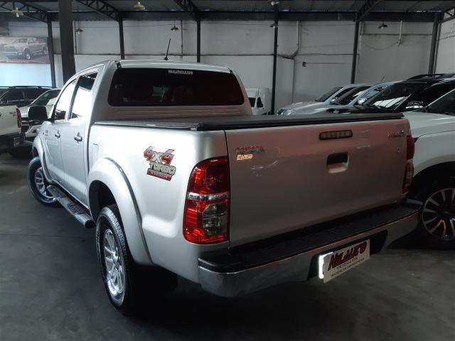 TOYOTA HILUX 2013/2013 3.0 SR 4X4 CD 16V TURBO INTERCOOLER DIESEL 4P AUTOMÁTICO - Foto 6