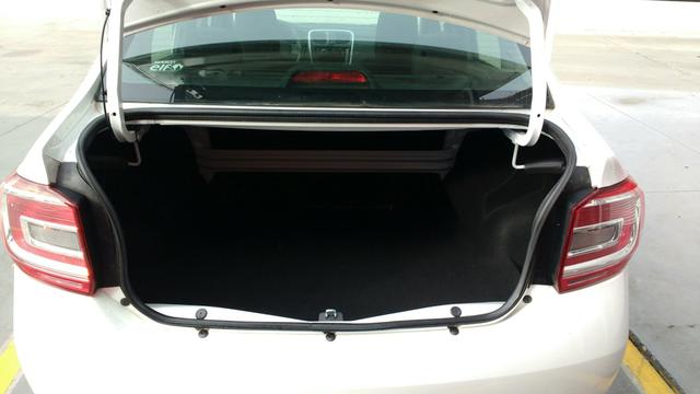 Vendo Logan 1.0 R$ 32.900 - Foto 4