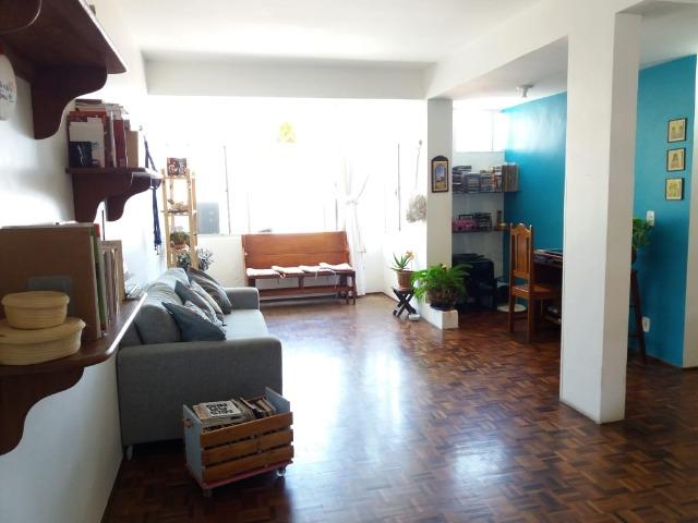 Apartamento de 2 quartos no Meireles