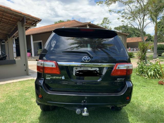 Hillux sw4 srv 3.0 automática diesel - Foto 3