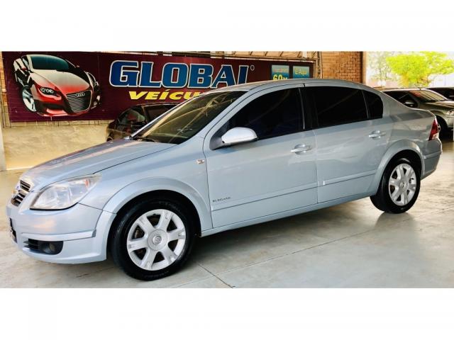 GM - CHEVROLET VECTRA ELEGAN. 2.0 MPFI 8V FLEXPOWER MEC - Foto 2