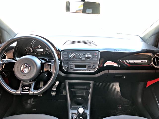 Volkswagen UP Run 1.0 Completo, 2017 Estado de ZERO - Foto 9