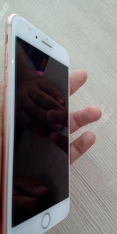Vendo iPhone 8 plus completo aceito todos os cartões