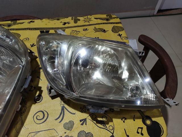 Par farol hilux - Foto 3