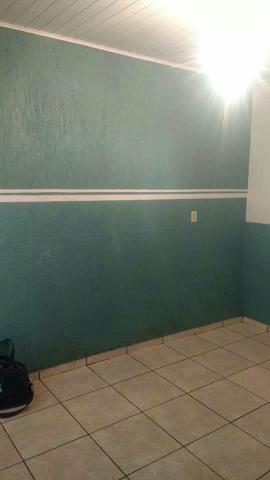 Alugo casa frente e fundos para uma pessoa só