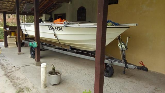 Lancha arvoredo 14 pés vendo troco por van furgão - Foto 7