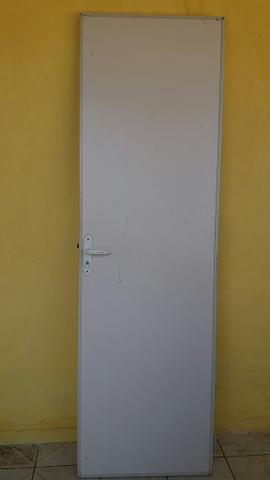 Porta de divisoria de 2,7 de altura e 63cm de largura
