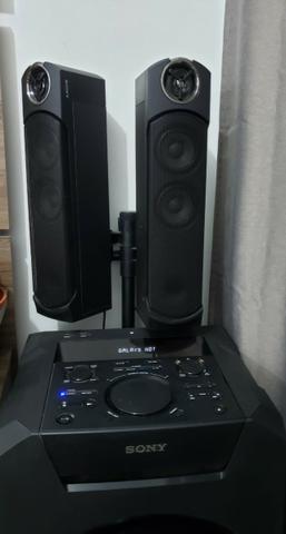 Mini System Sony Mhg-gt5d cm Bluetooth Nfc e Led Multicolorido - Bivolt
