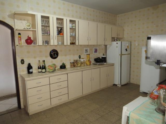 Casa linear com 5 qts, 2suítes, 2vgs - Foto 6