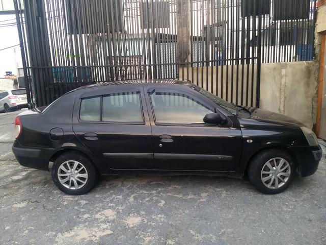 Vendo Renault Clio Sedã - Foto 2