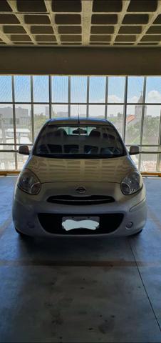 Nissan March - Super Conservado