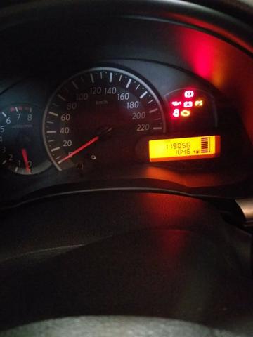 Nissan march 1.6s flex 2013 - completo