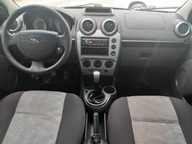 Ford Fiesta Sedan 1.6 FLEX - Foto 8