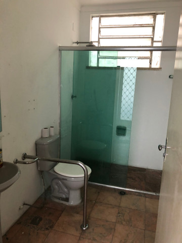 Casa no centro para fins comerciais, esquina !!!! - Foto 17