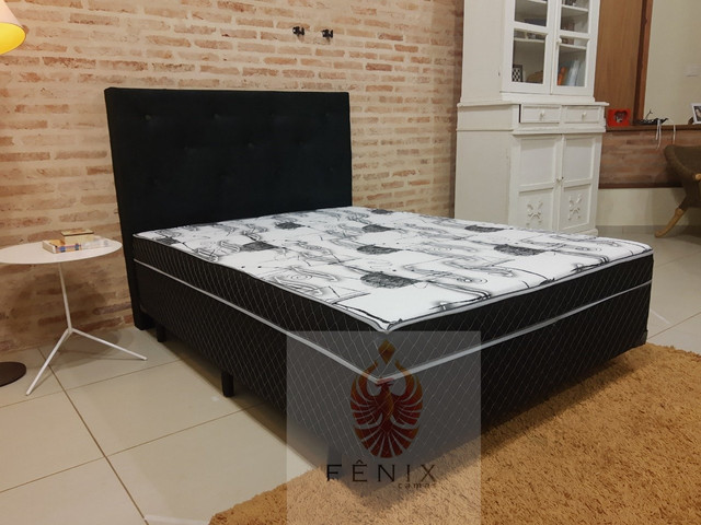 Cama box de casal e cabeceira
