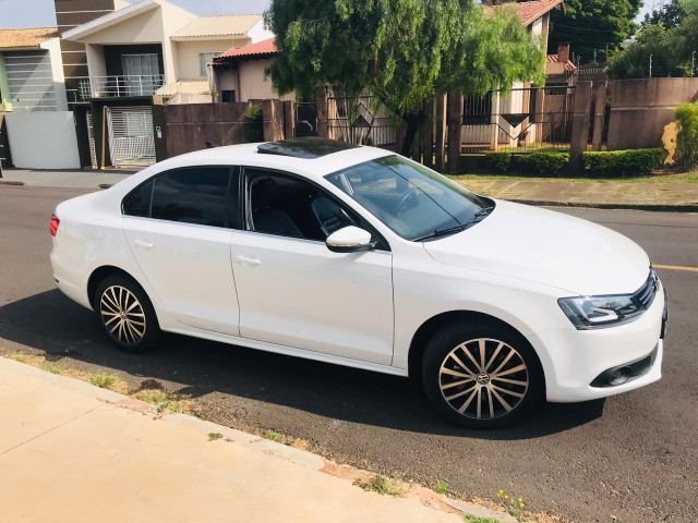 Volkswagen Jetta Tsi 2.0 Highline 211CV Tiptronic