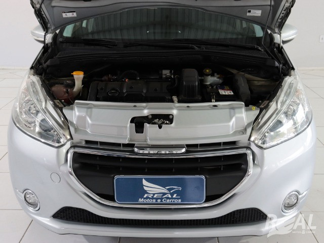 Peugeot 208 Griffe 1.6 AUT Completo Financiamos Em Até 60X Sem Nada De Entrada - Foto 14