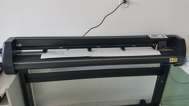 Máquina plotter de recorte para adesivos - Foto 3