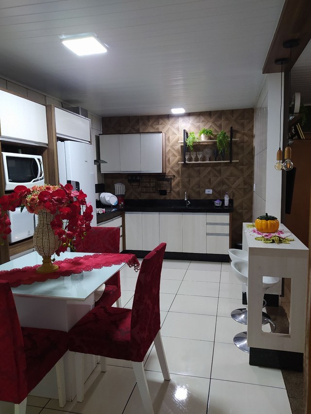 Casa grande e  top ,em ótima localização  - Foto 2