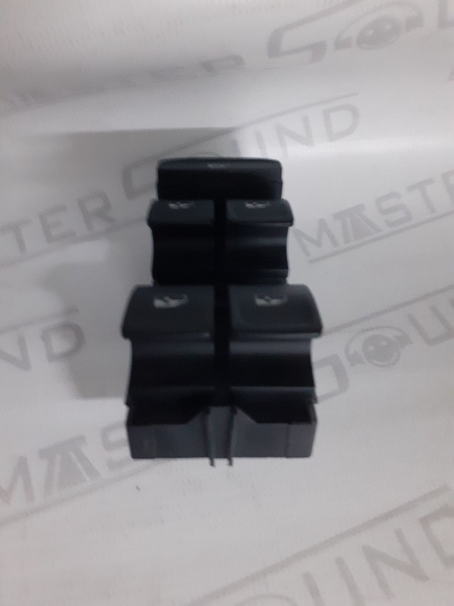 Botão quádruplo do vidro elétrico.  Para: linha VW.  Novo. - Foto 4