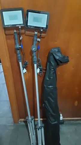 Suporte Fotográfico Com Tecido E 02tripé Reclinável Holofote - Foto 2