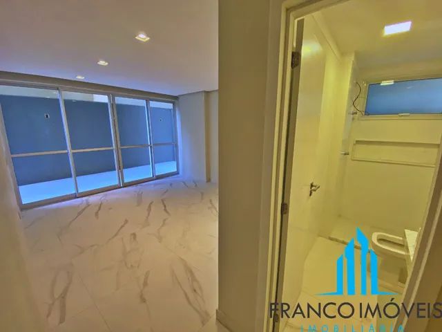 Apartamento para venda possui 245 metros quadrados com 3 quartos em Centro - Guarapari - E - Foto 2