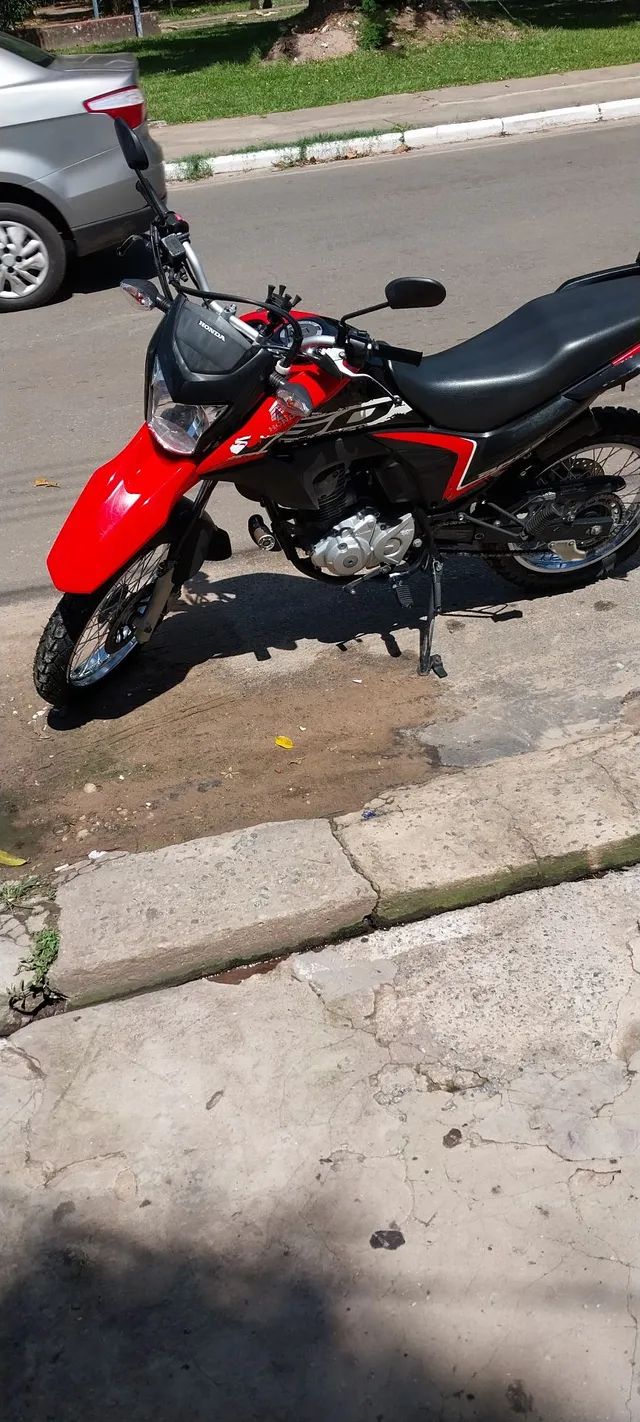 Moto Honda Bros 160