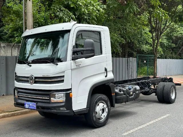 Caminhão Volvo FMX 500 8x4 2p (diesel) (e5) - 2020 - Contagem / MG