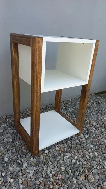 Mesa de cabeceira ( lateral)com Prateleiras Brancas - Foto 5