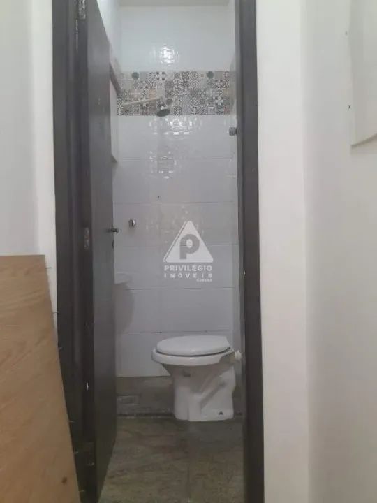Privilégio Imóveis Vende Loja de Rua no Posto 2 de Copacabana. - Foto 12