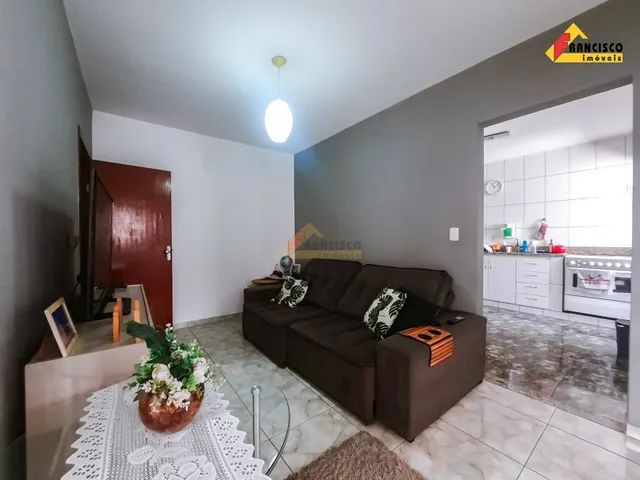 Prédio à venda, 6 quartos, 2 suítes, 6 vagas, Centro Industrial - Divinópolis/MG