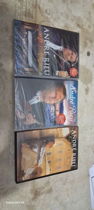 DVDs  diversos ,valor unitario - Foto 2