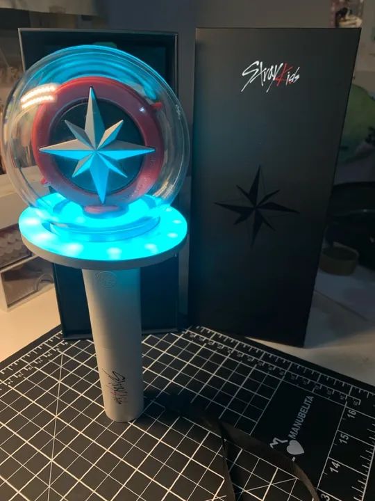 Lightstick Stray Kids versão 2 Oficial