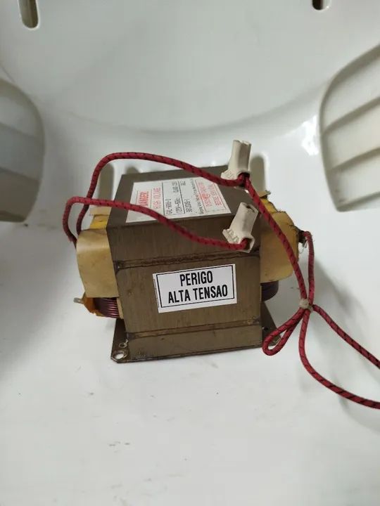 Transformador 120V - 220V - 60Hz - Foto 3