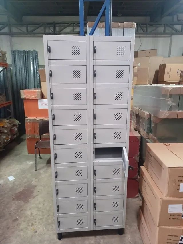 Armário de aço guarda celulares com 20 portinhas.( só novos  ) - Foto 4
