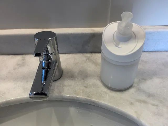 Dispenser Sabonete/Álcool Gel - Foto 3