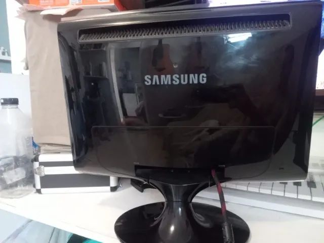 Monitor Samsung T190 - Foto 5