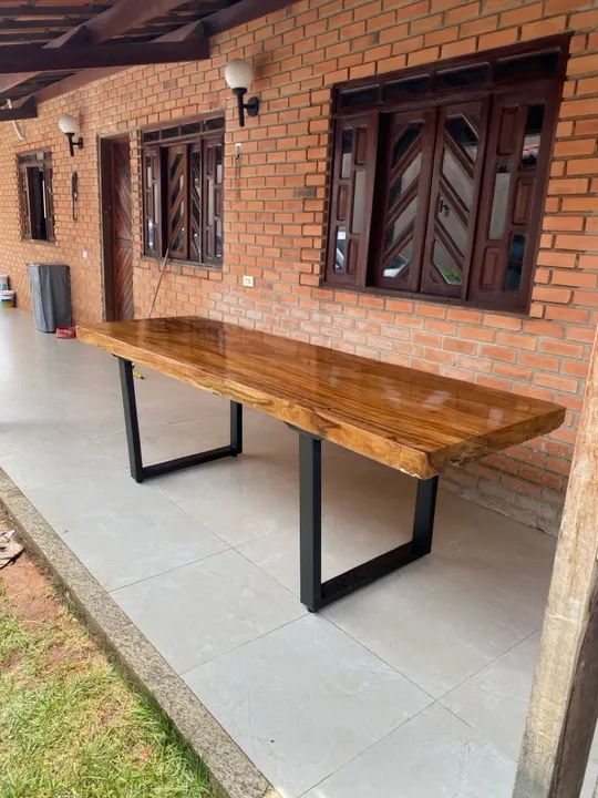 Mesa de Jantar de Madeira Maciça com Base de Ferro - Foto 2