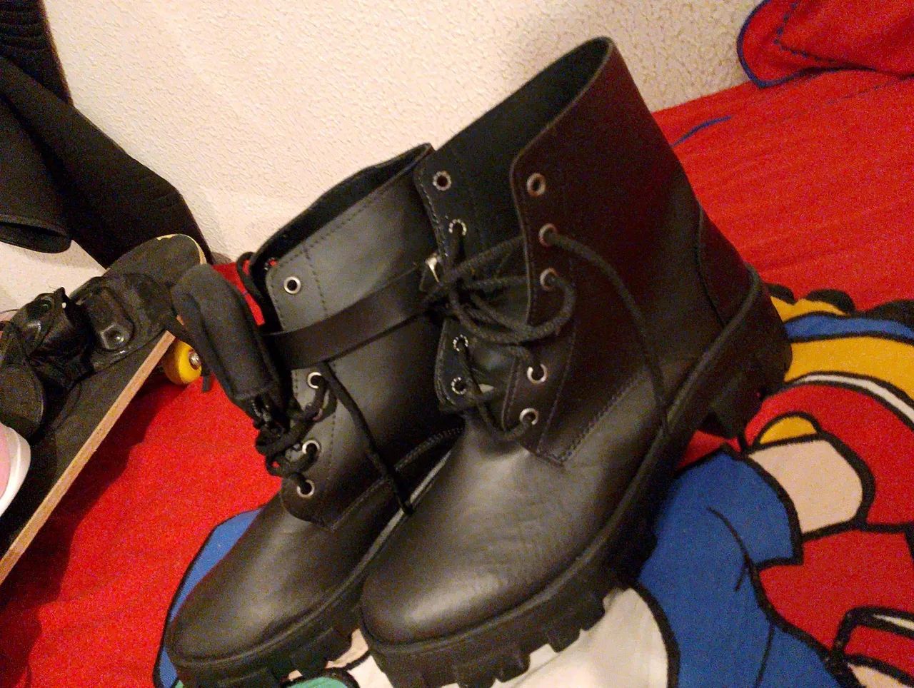 Botas de Couro Preto - Foto 2
