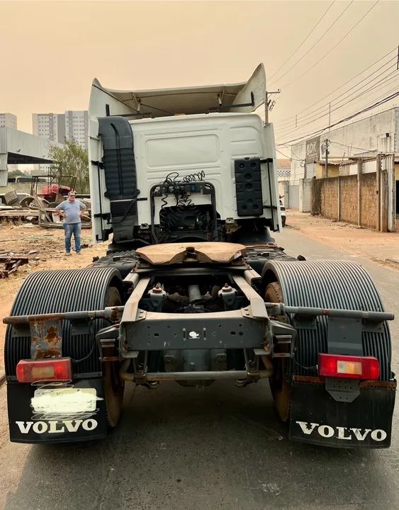 VOLVO FM 370 4x2 2012 - Foto 5