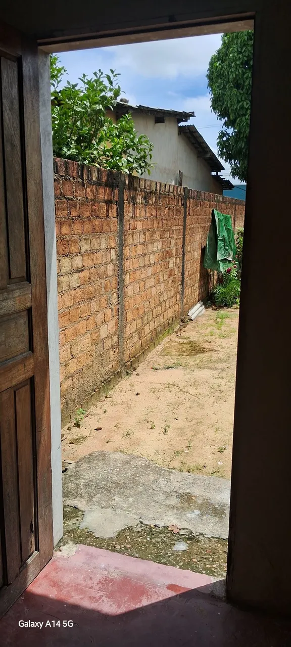 Alugo apartamento