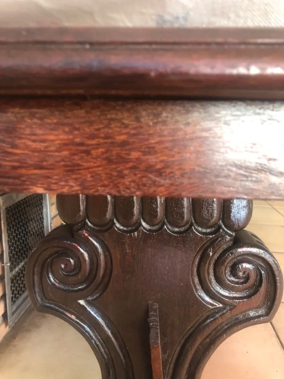 Mesa de jantar em madeira maciça - Foto 3