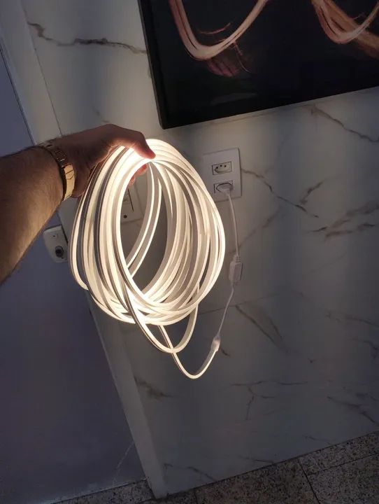 Fita de LED branco quente 3500k- Nova - Foto 5